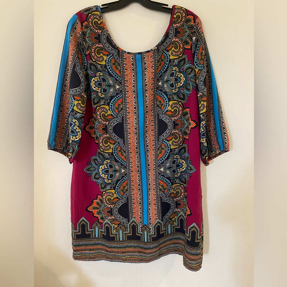 Ladies Preloved/ gently worn dress. Multicolored size large.